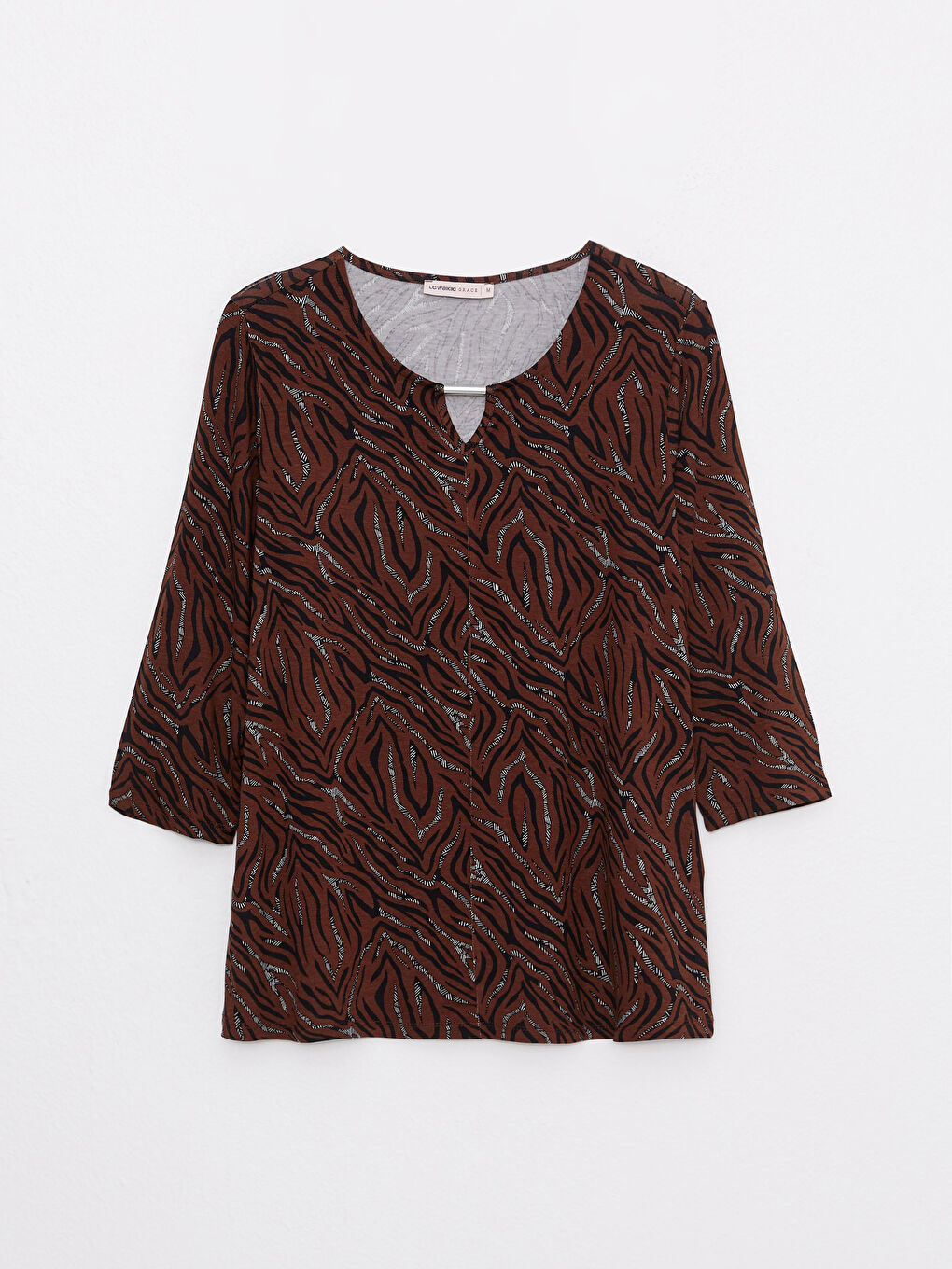 Bej Bisiklet Yaka Desenli Kadın Tişört-5