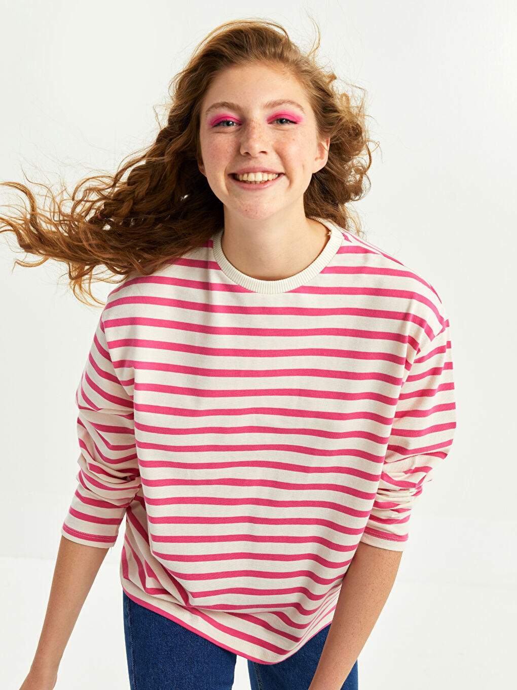 Pembe Bisiklet Yaka Çizgili Uzun Kollu Kadın Sweatshirt-1