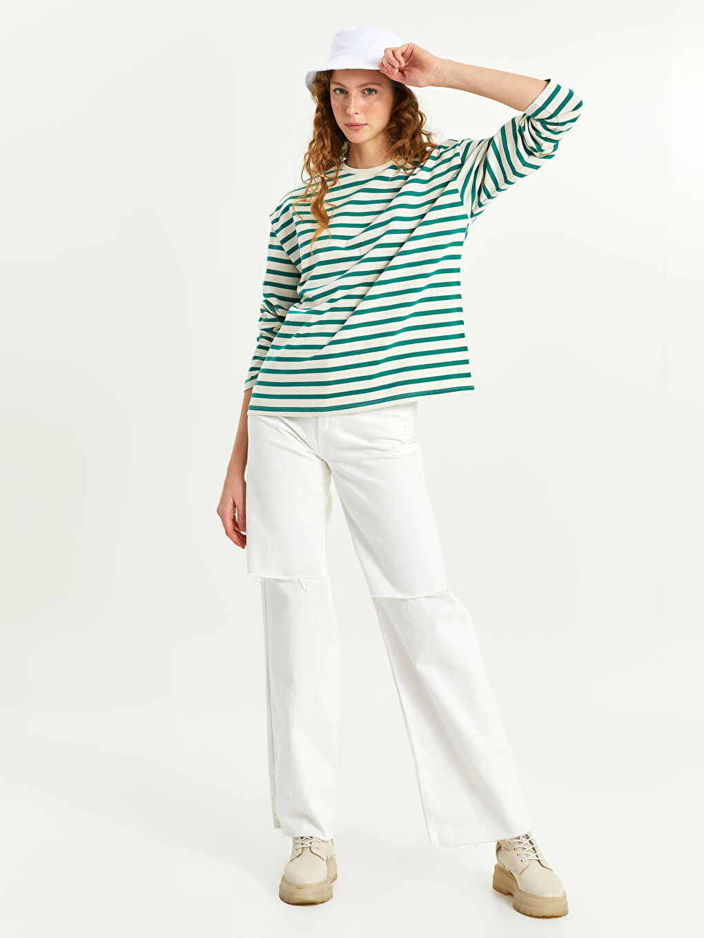 Yeşil Bisiklet Yaka Çizgili Uzun Kollu Kadın Sweatshirt-1