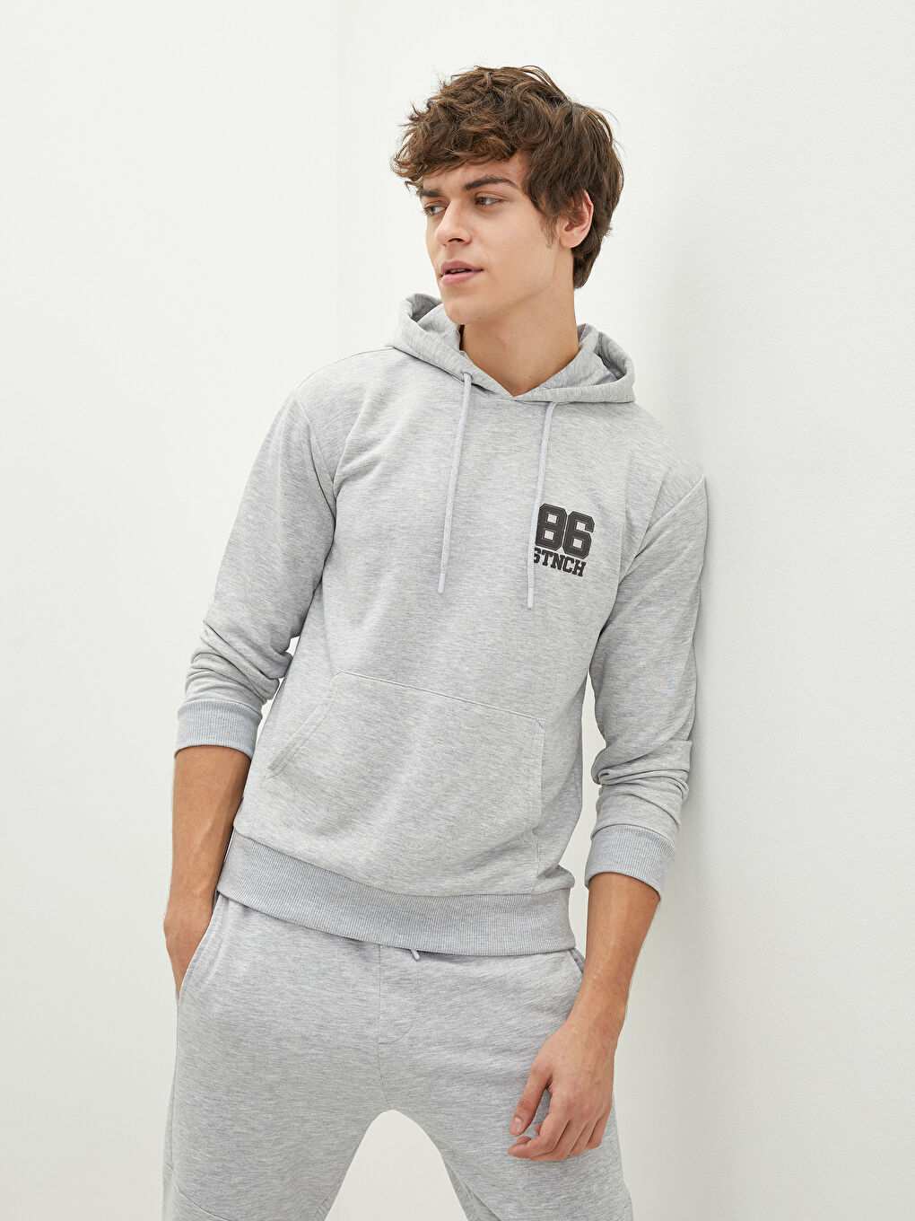 Gri Uzun Kollu Baskılı Erkek Hoodie