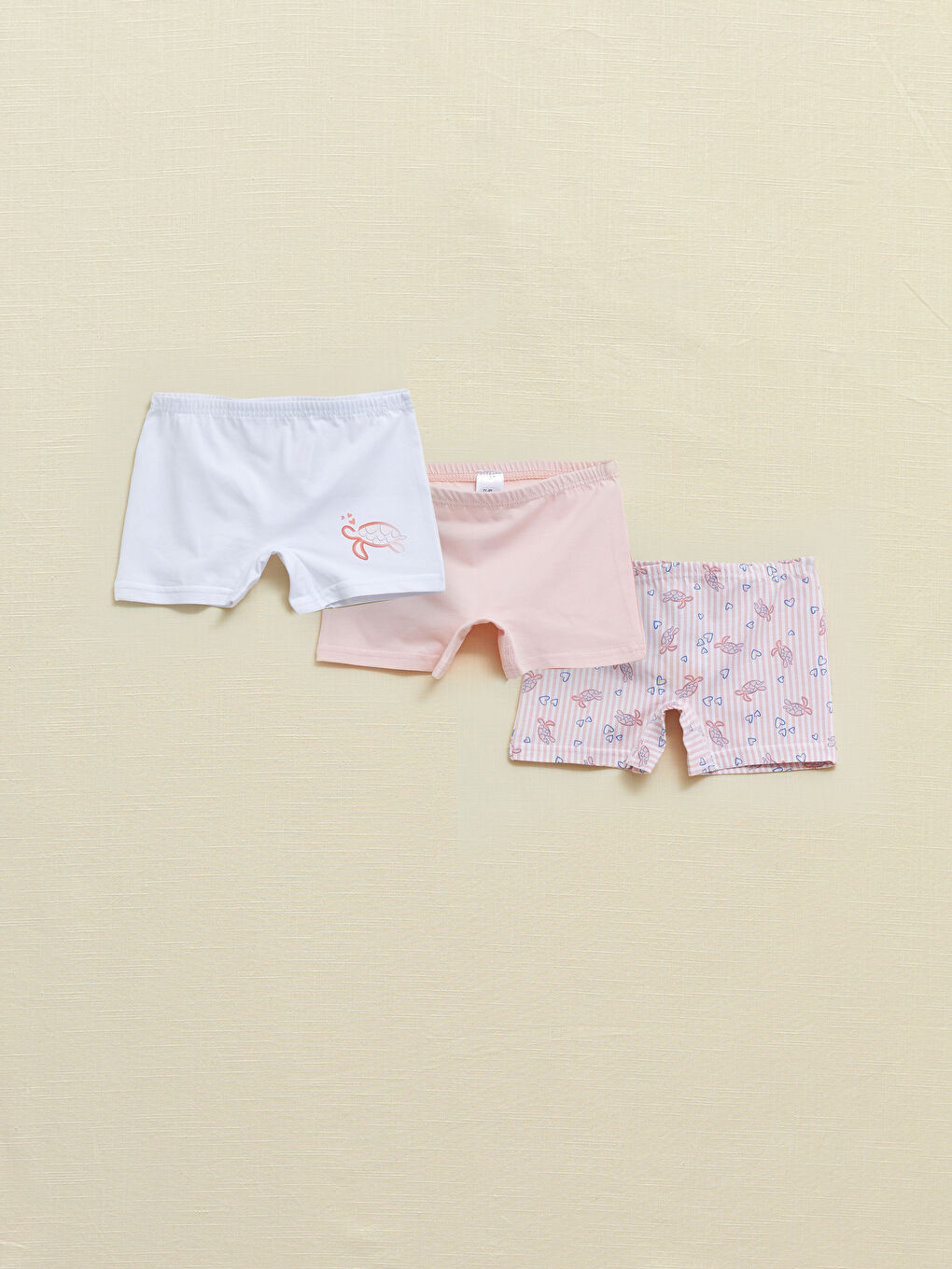 سراويل بوكسر مطبوعة للبنات - ٣ قطع