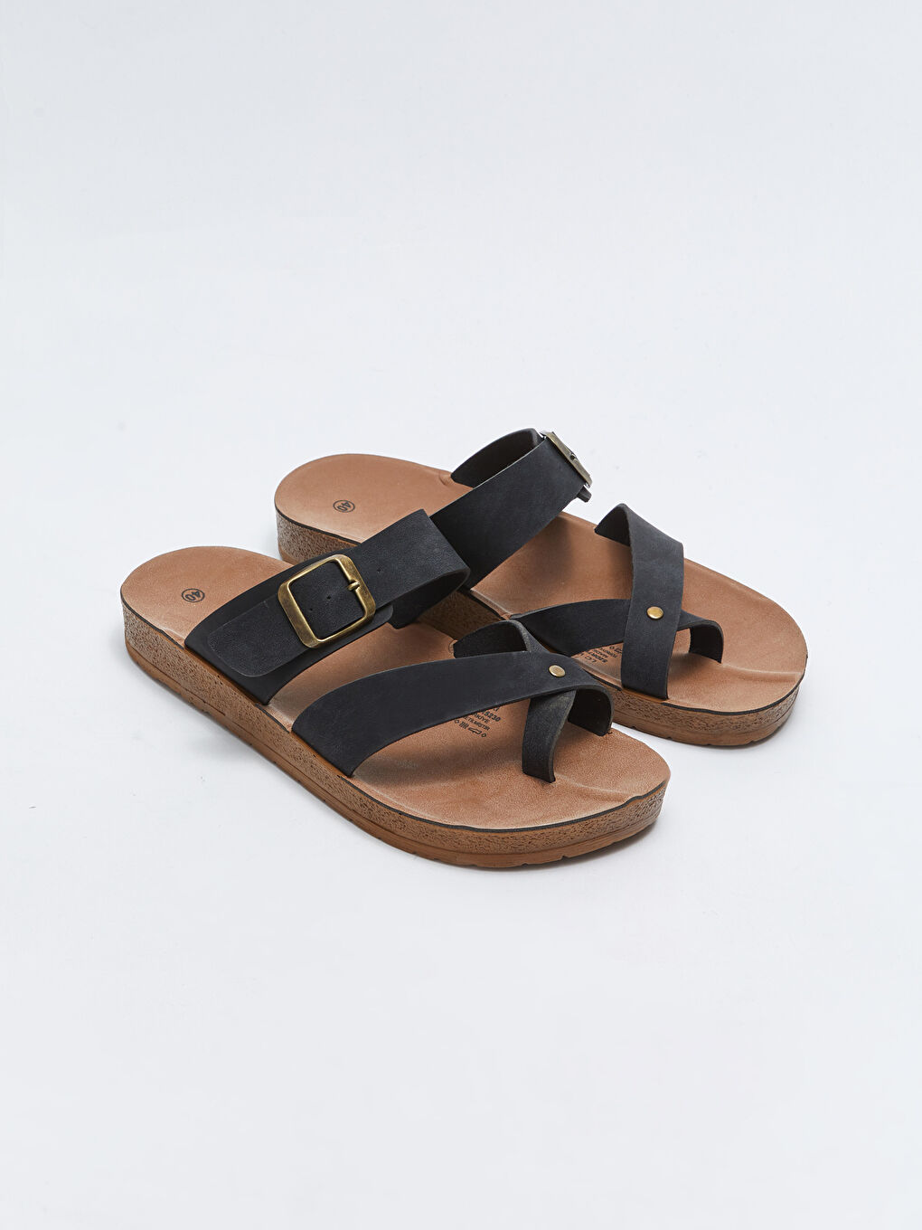 Siyah Parmak Arası Toka Detaylı Erkek Terlik