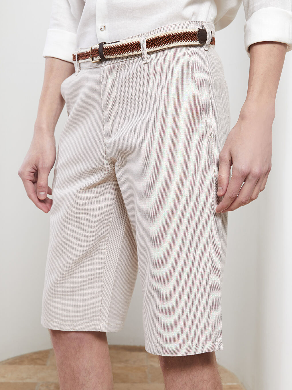 Bej Slim Fit Kemerli Erkek Şort-3
