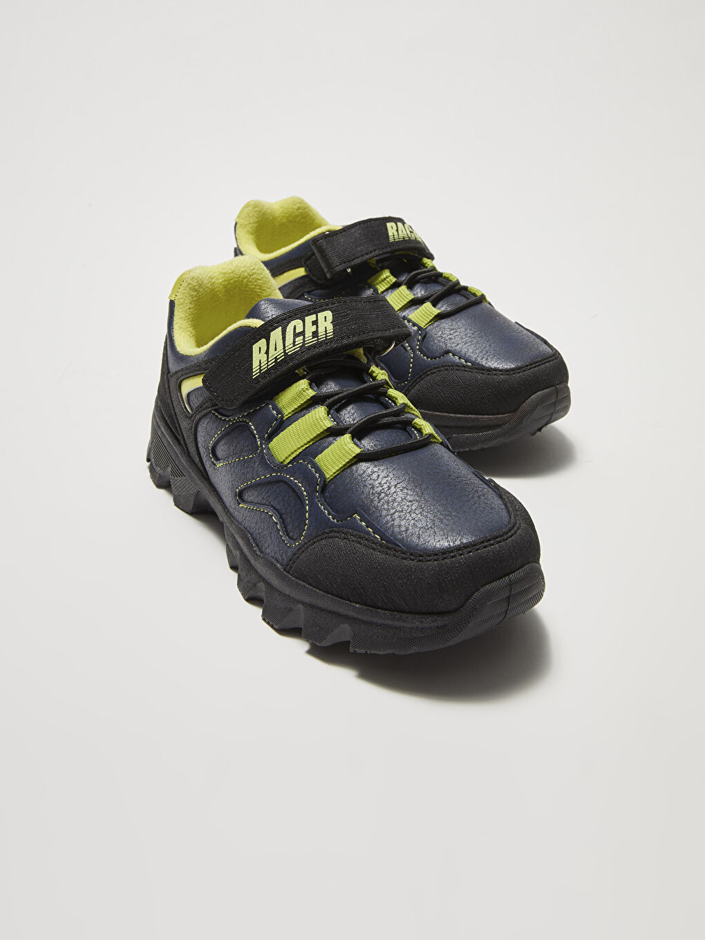 Lacivert Renk Bloklu Bağcık ve Cırt Cırtlı Erkek Çocuk Trekking Ayakkabı-2