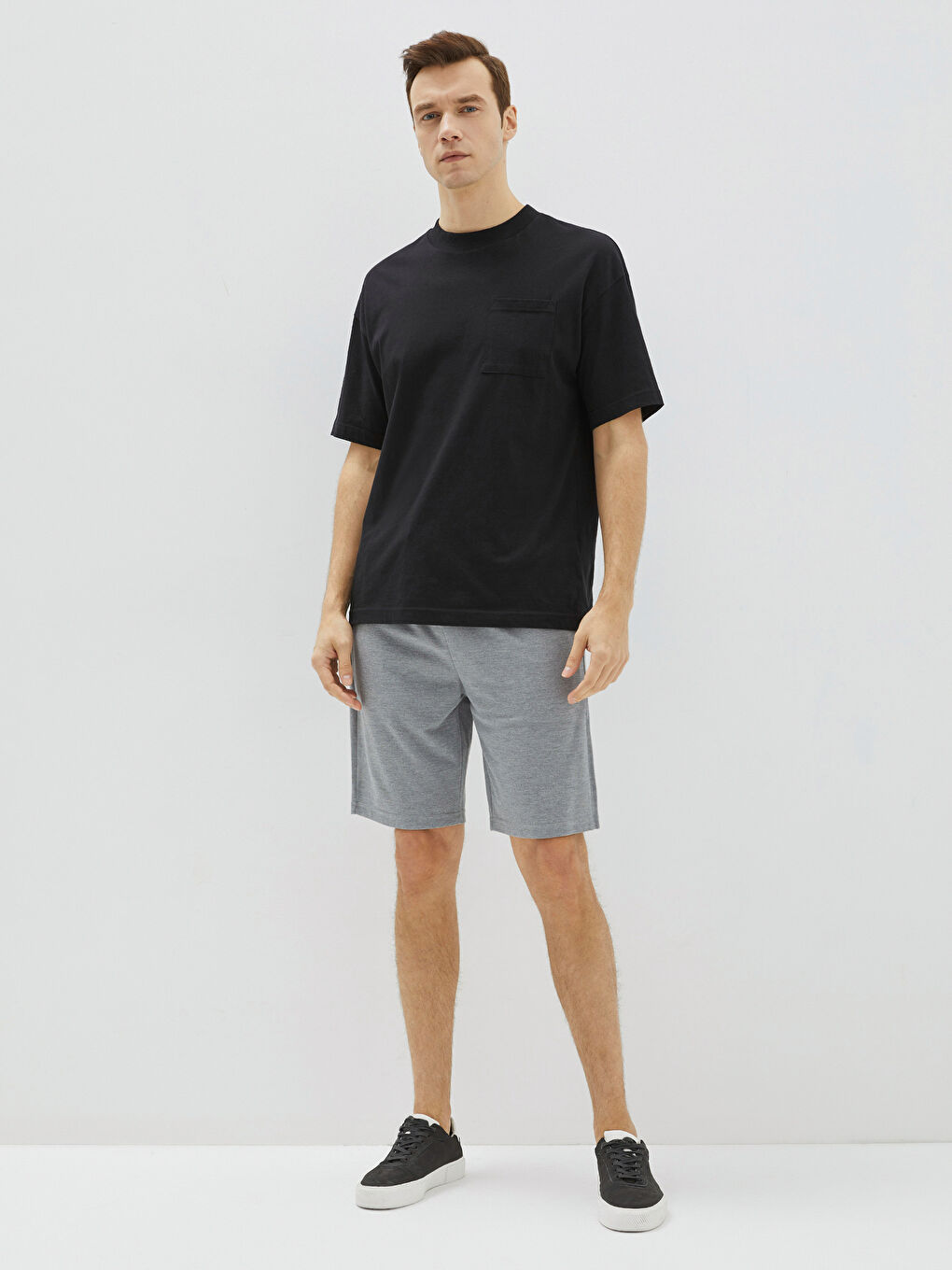 Gri Standart Kalıp Örme Erkek Şort-1