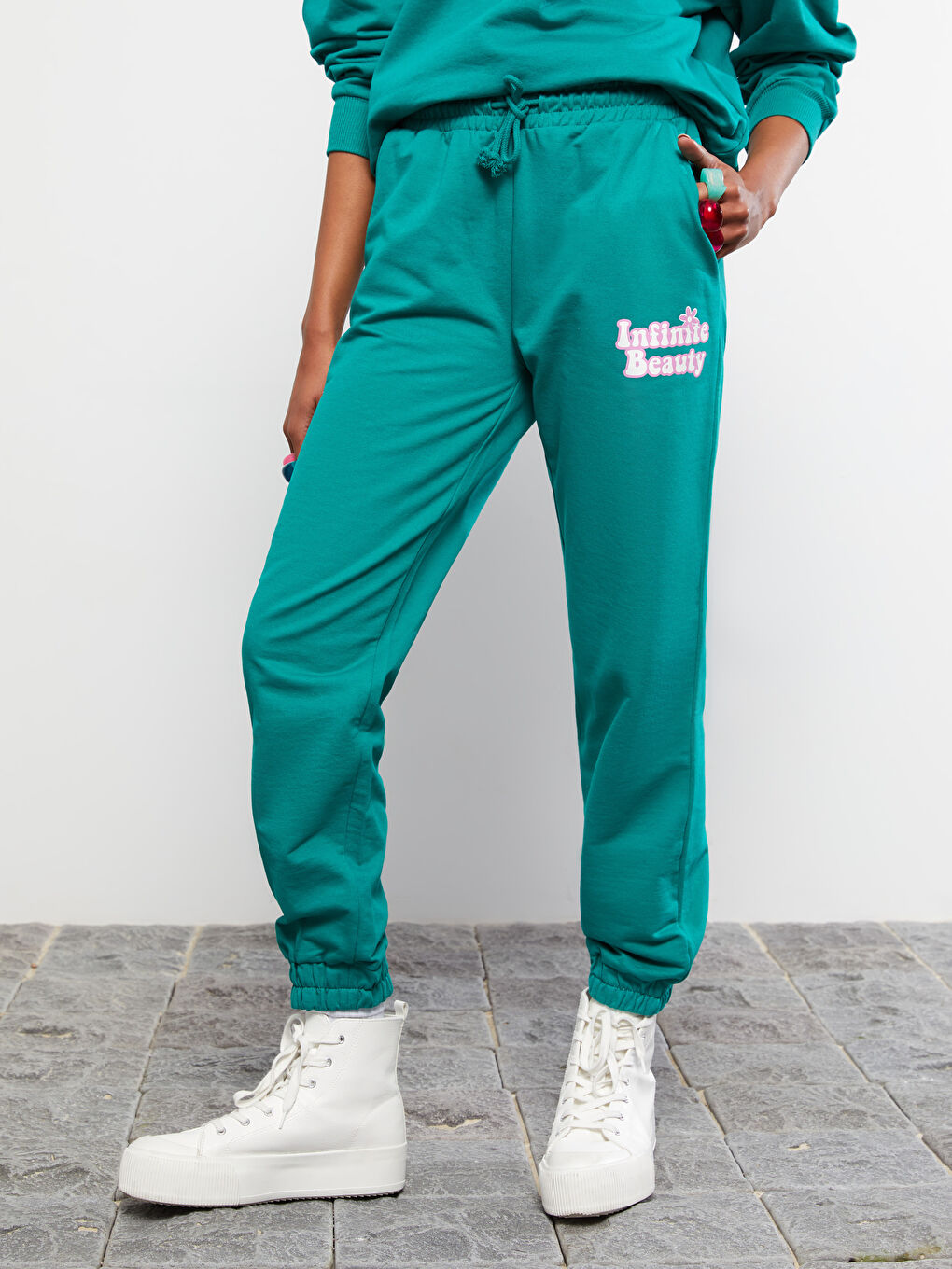 LCW Vision Elasticated Waist Printed Women's Jogger Sweatpants -S2DT23Z8-GV2
