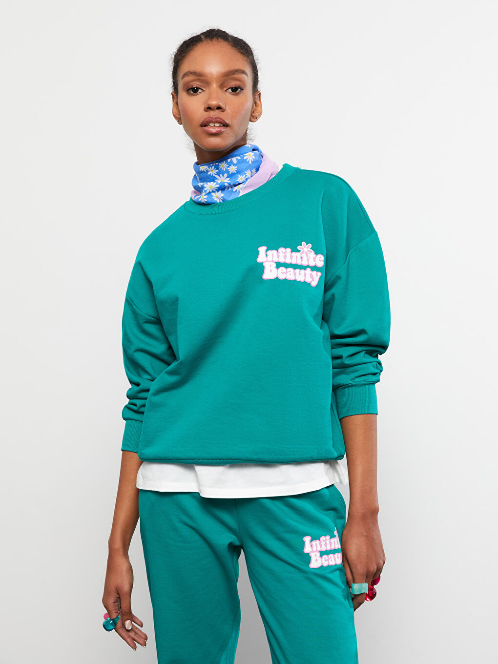 Yeşil Bisiklet Yaka Baskılı Uzun Kollu Kadın Sweatshirt-1