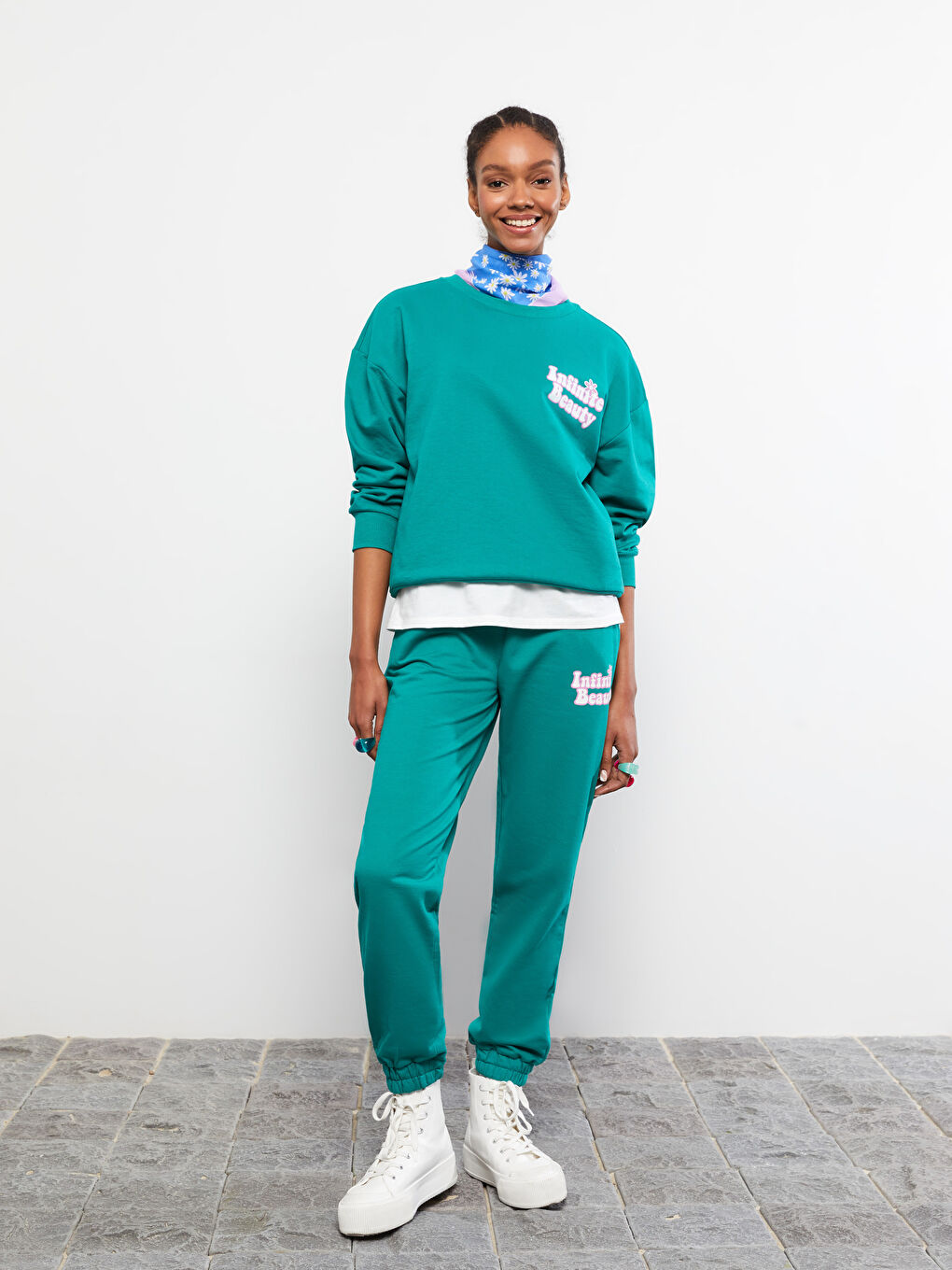 Yeşil Bisiklet Yaka Baskılı Uzun Kollu Kadın Sweatshirt-2