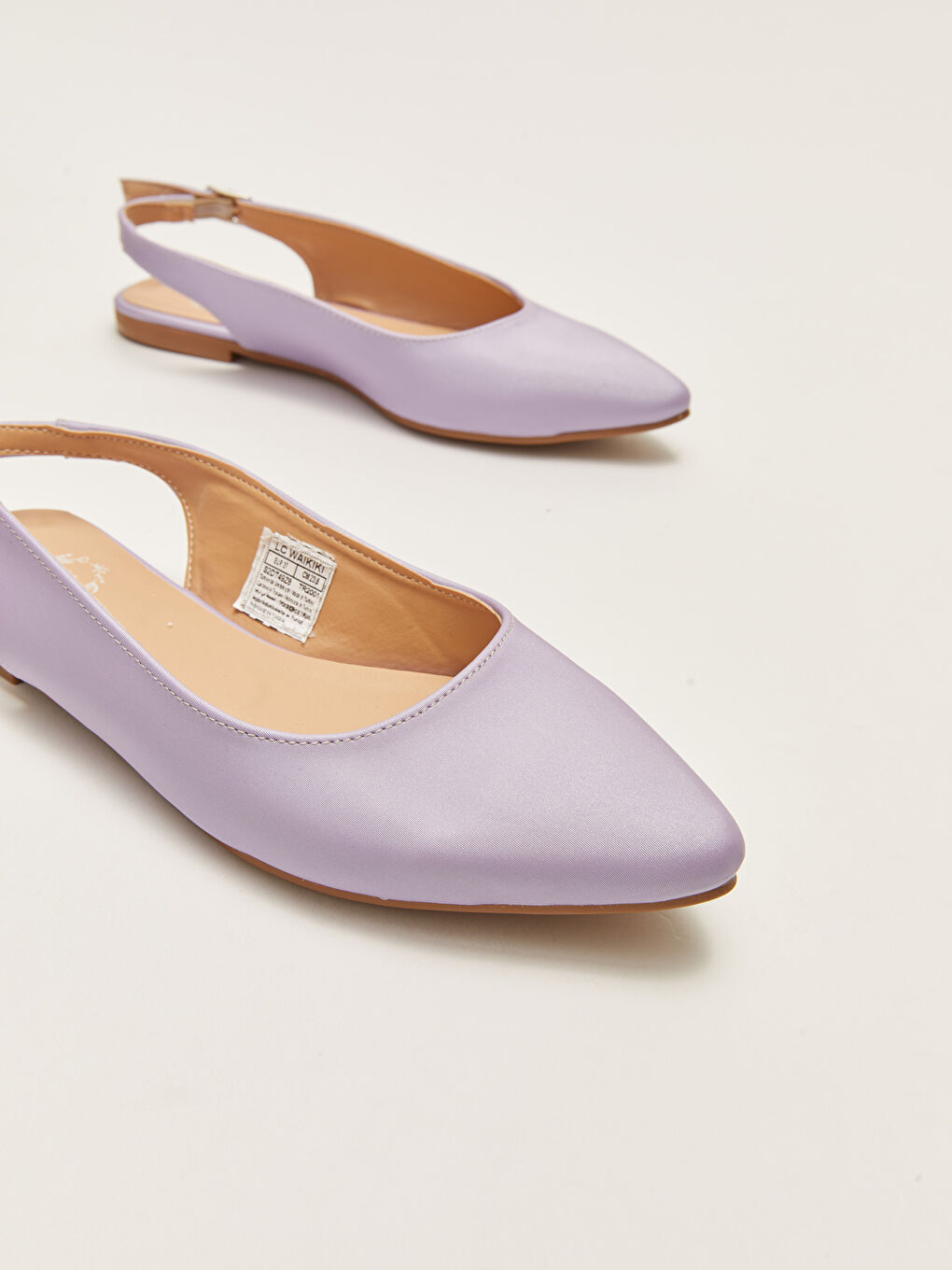 Ballerines pour Femmes à Bout Pointu avec Détail de Boucle-4