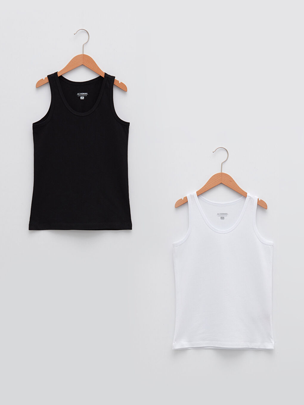 فيست قطن أساسي بياقة دائرية للأولاد - عبوة من 2