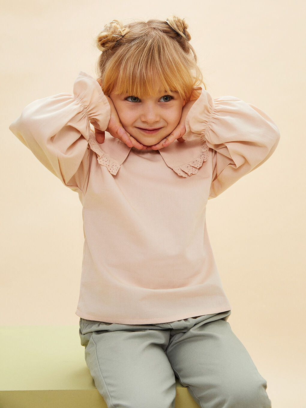 Bej Bebe Yaka Uzun Kollu Basic Pamuklu Kız Bebek Bluz-1