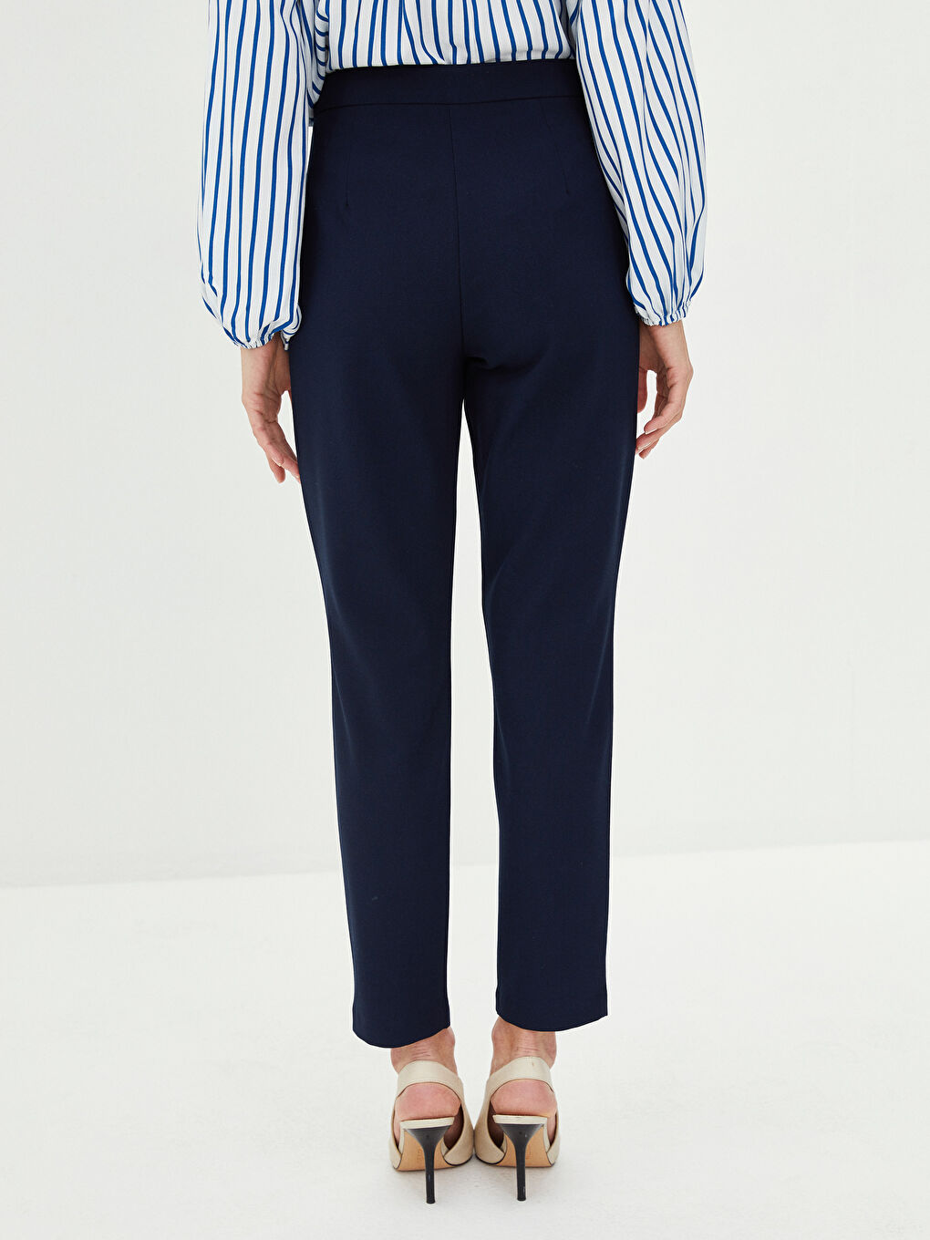 Lacivert Slim Fit Kadın Düz Cep Detaylı Kadın Pantolon-3