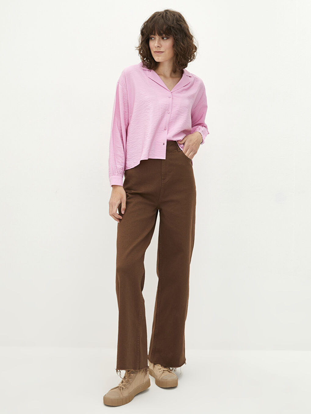 Pembe Önden Düğme Kapamalı Düz Uzun Kollu Poplin Kadın Gömlek-5