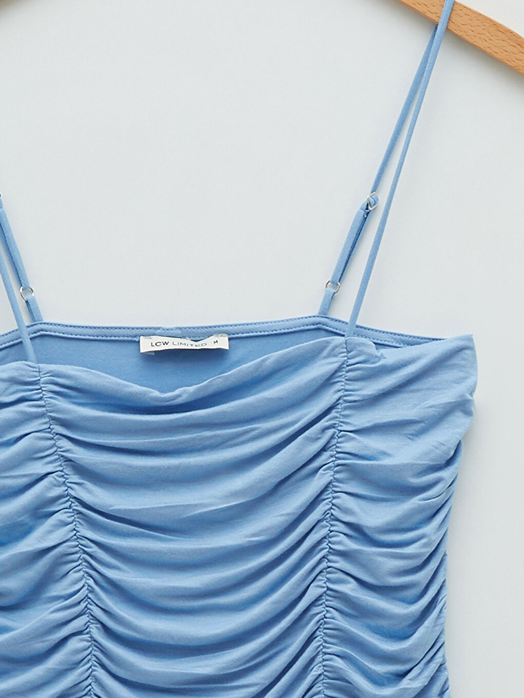 Mavi Kare Yaka Askılı Büzgü Detaylı Kadın Crop-7