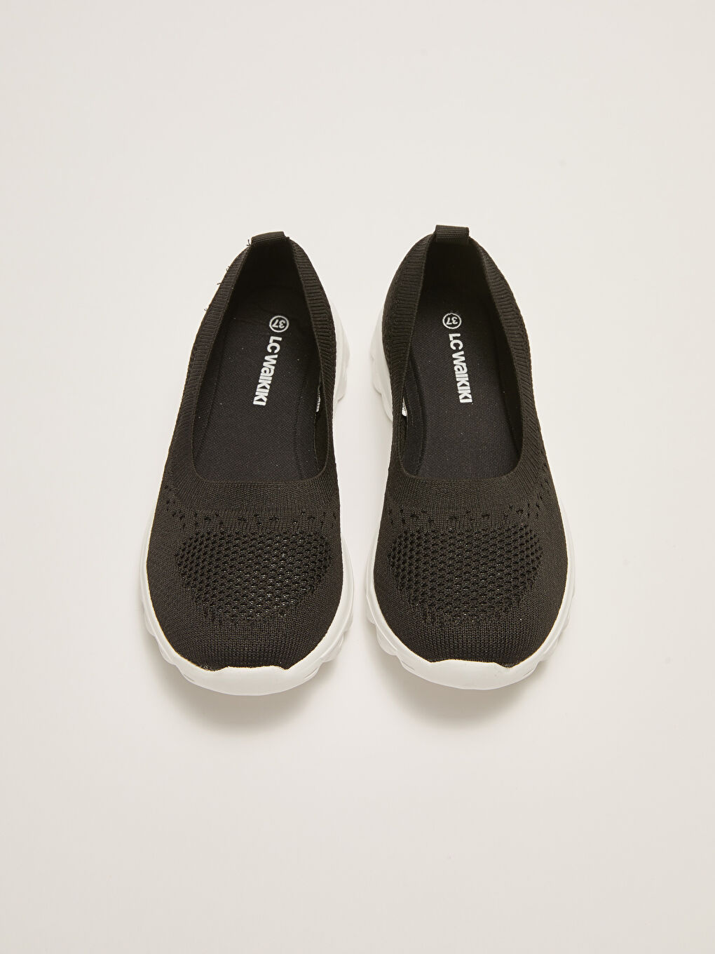 Siyah Kalın Tabanlı File Detaylı Kadın Spor Ayakkabı-5