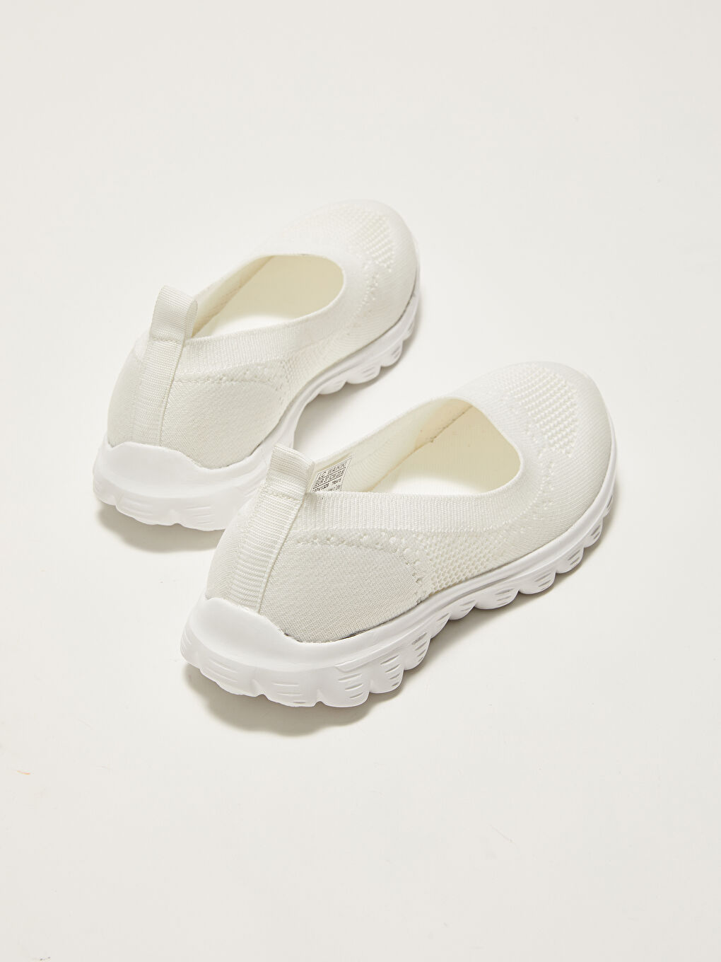 Beyaz Kalın Tabanlı File Detaylı Kadın Spor Ayakkabı-7