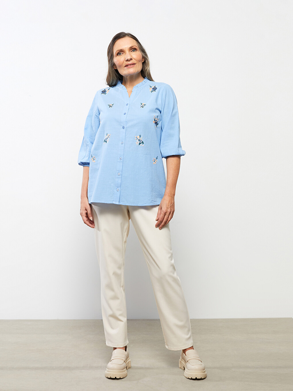 Women's Crew Neck Embroidery Cotton Shirt-1