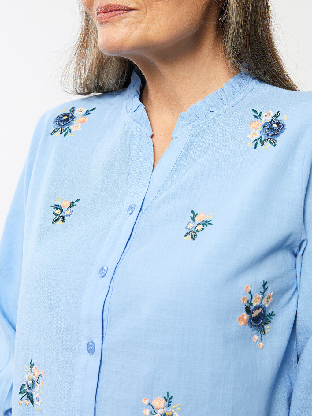 Women's Crew Neck Embroidery Cotton Shirt-3