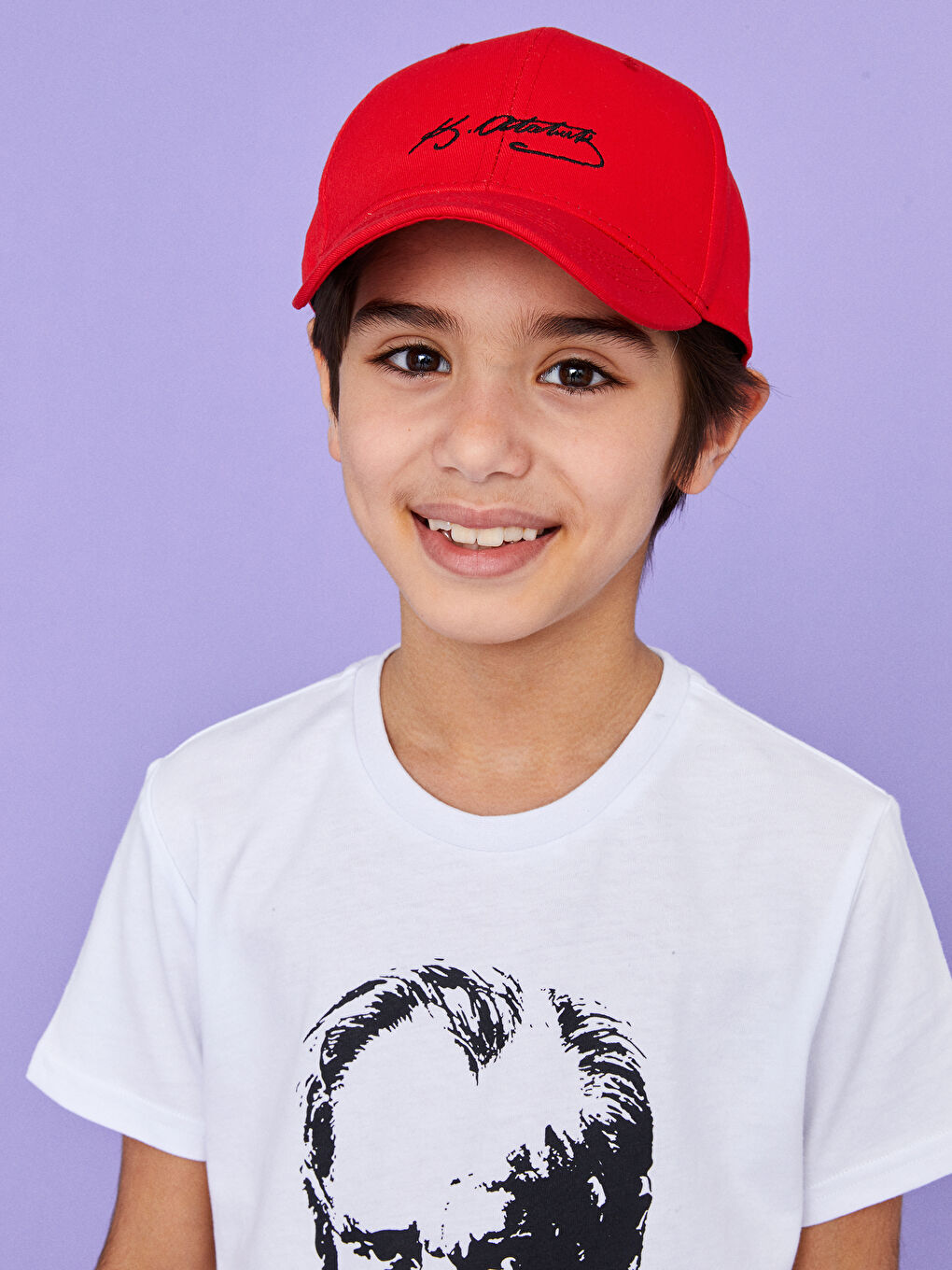 Beyaz Bisiklet Yaka Atatürk Baskılı Kısa Kollu Erkek Çocuk Tişört-1