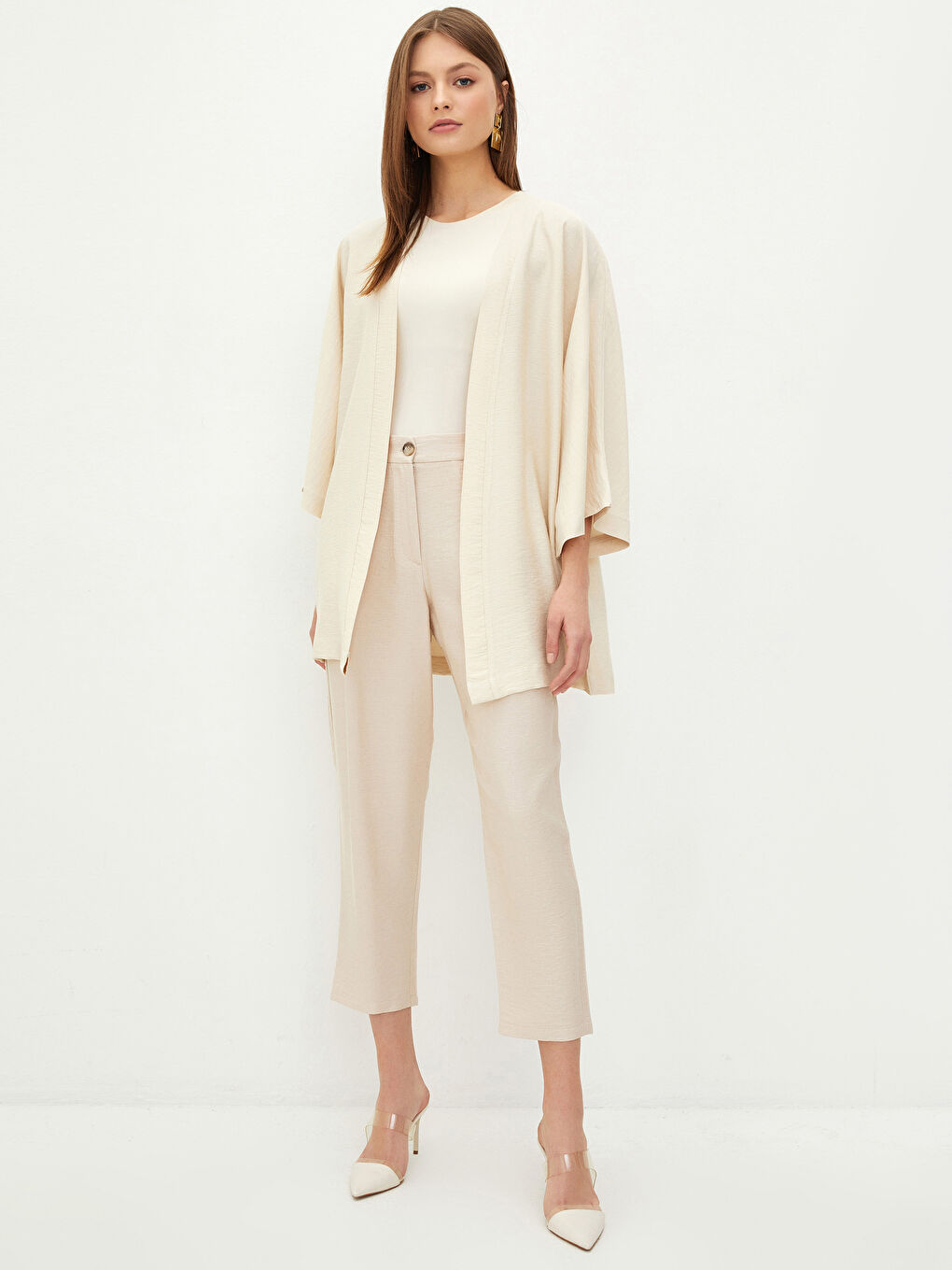 Bej Kadın Beli Lastikli Standart Fit Düz Pantolon-3