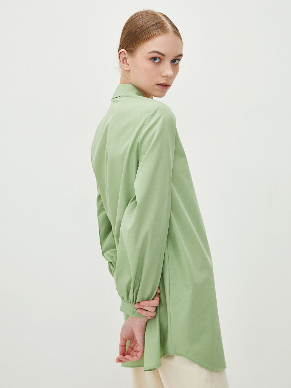 Однотонная рубашка-туника из поплина для женщин-1
