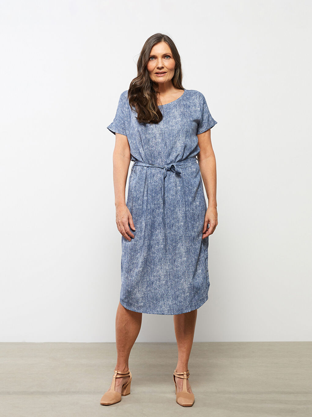 İndigo Bisiklet Yaka Düz Kısa Kollu A Kesim Viskon Kadın Elbise