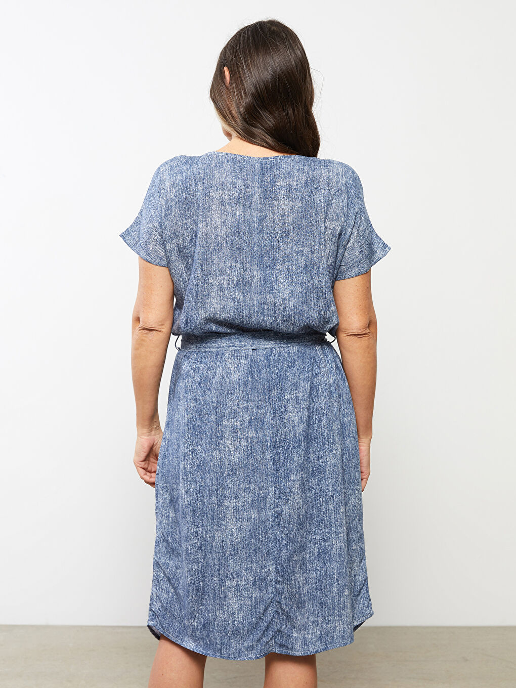 İndigo Bisiklet Yaka Düz Kısa Kollu A Kesim Viskon Kadın Elbise-4