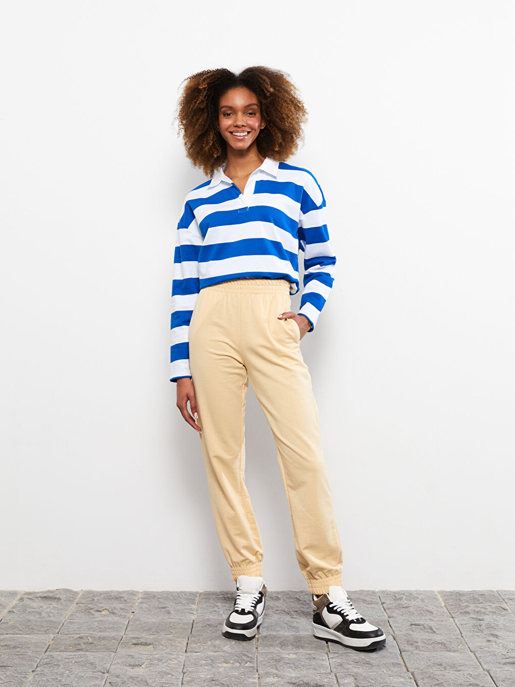 LCW Vision Elastic Waist Regular Pocket Detailed Women's Jogger Sweatpants -S2DY39Z8-G4Z