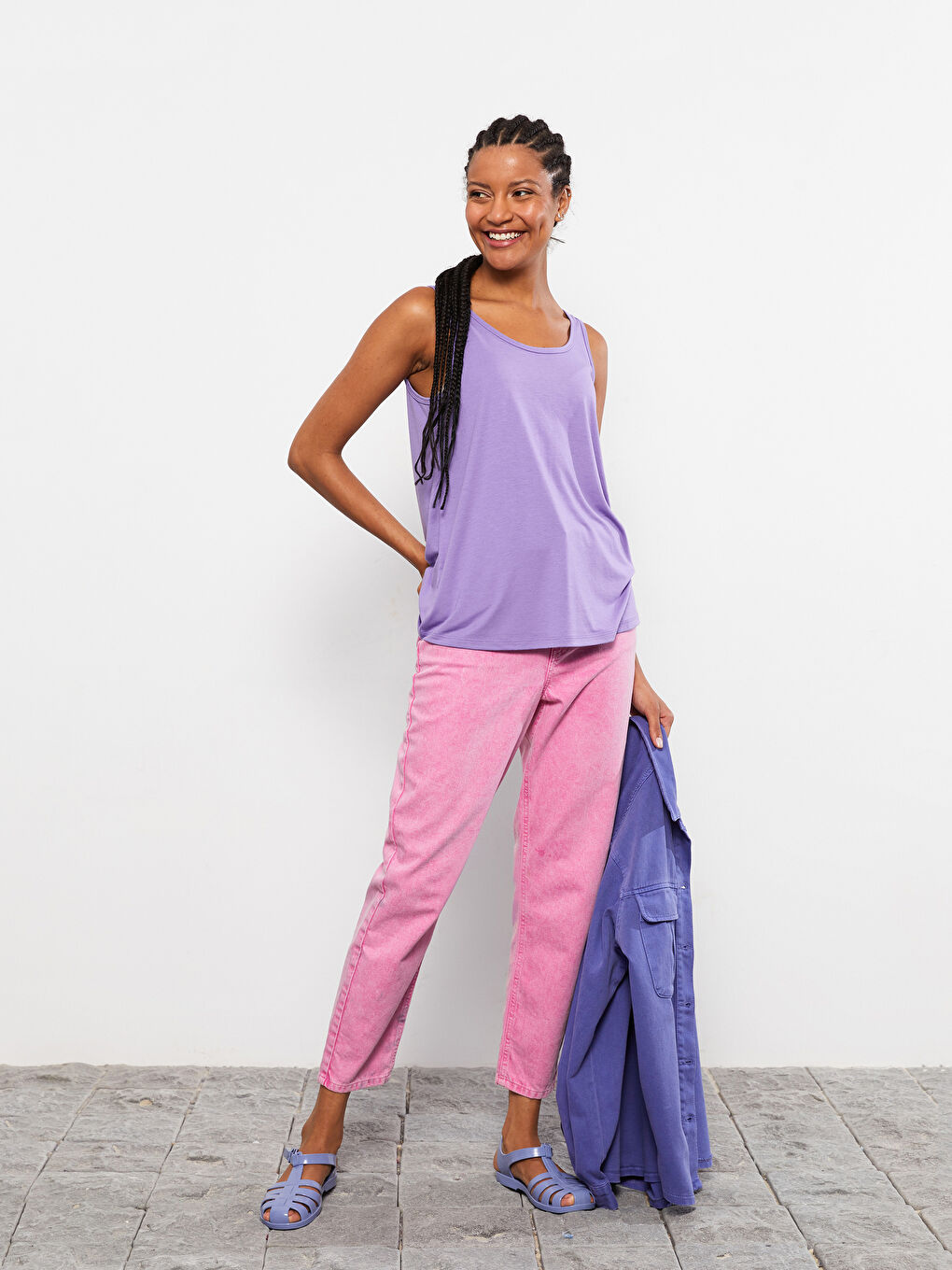 Women's U Neck Plain Tank Top