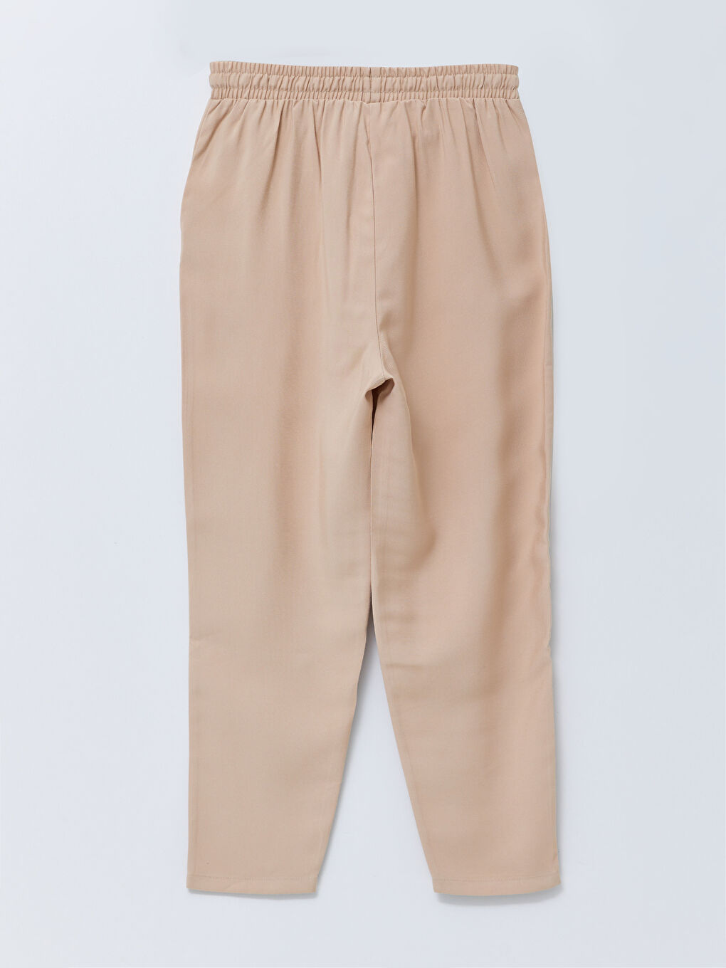 Bej Beli Lastikli Düz Rahat Kalıp Cep Detaylı Kadın Pantolon-6