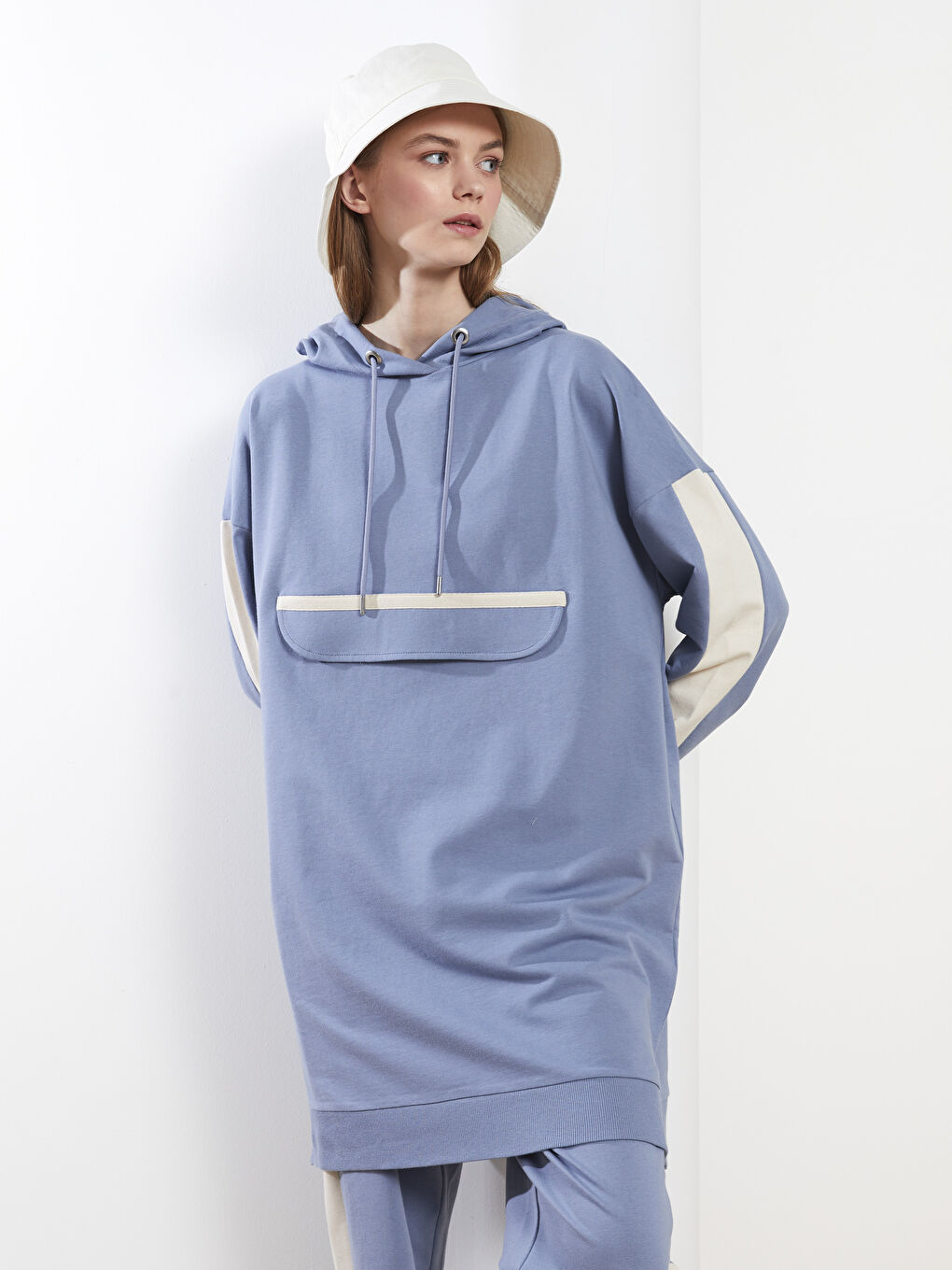 Mavi Kapüşonlu Renk Bloklu Uzun Kollu Kadın Sweatshirt Tunik