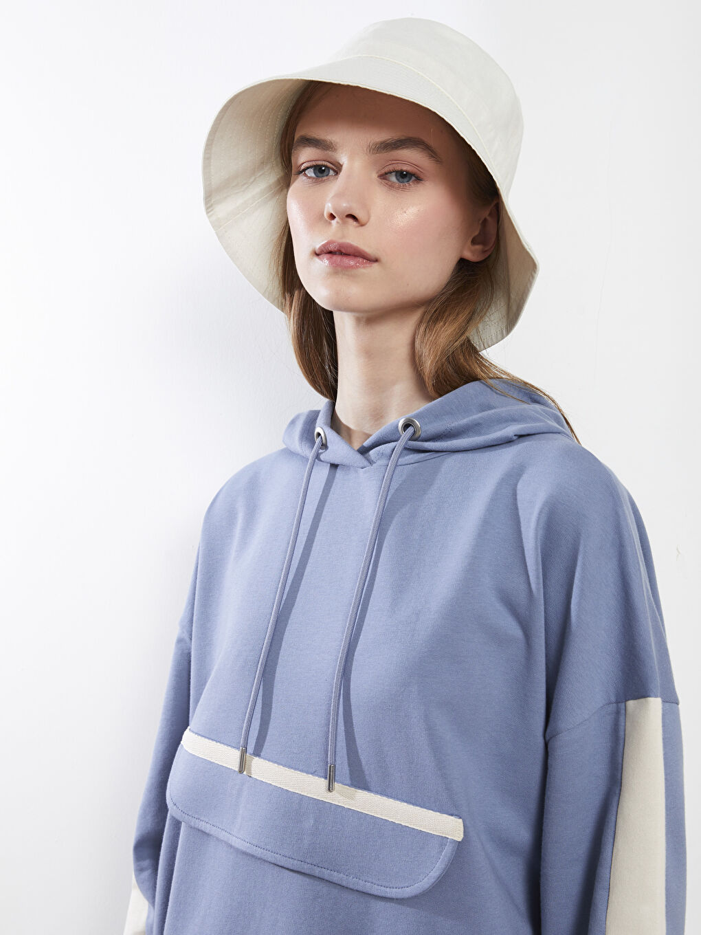 Mavi Kapüşonlu Renk Bloklu Uzun Kollu Kadın Sweatshirt Tunik-2