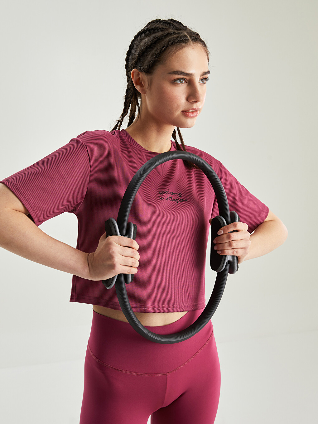 Crew Neck Printed Crop Women's Sports T-shirt