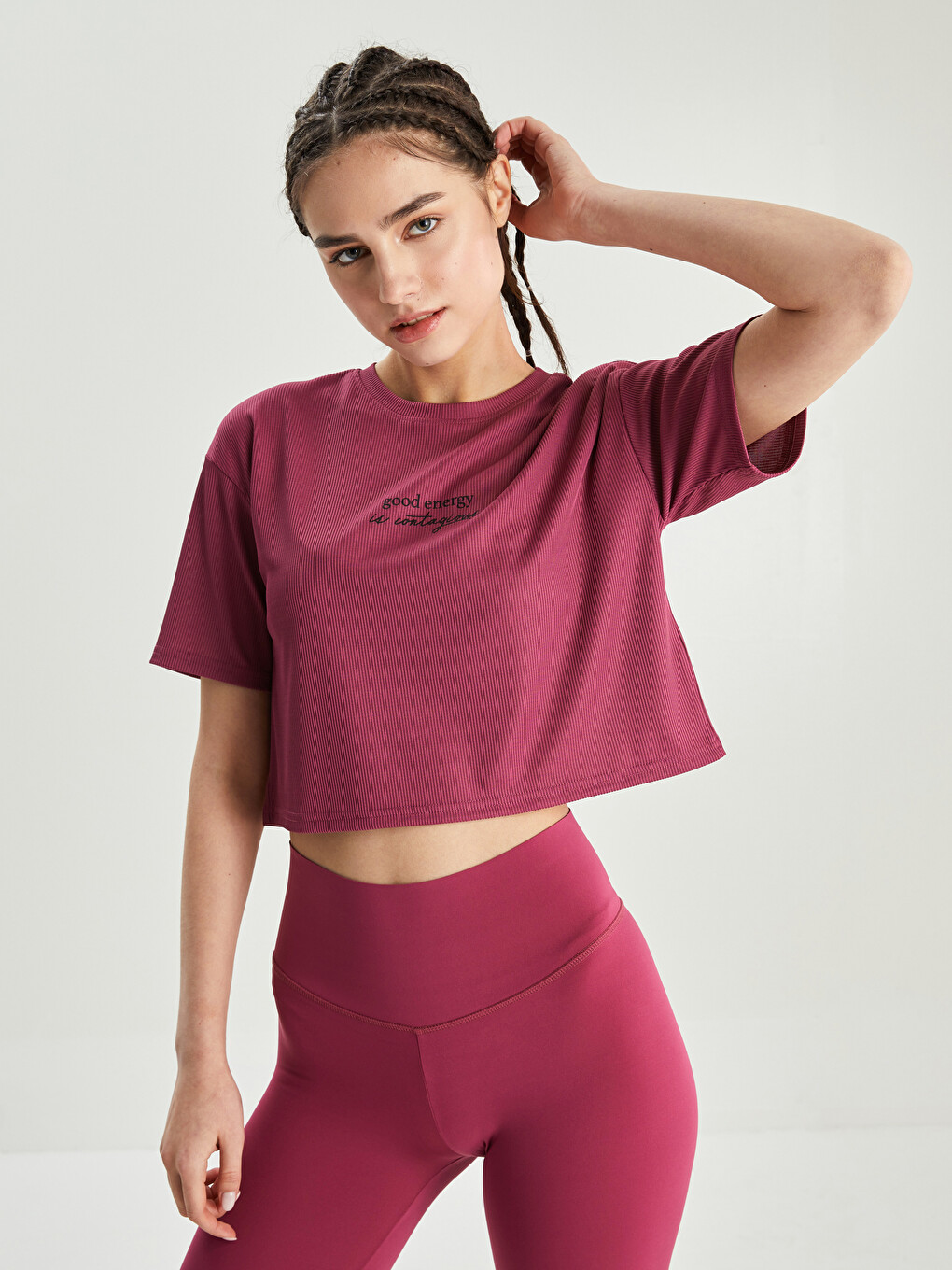 Crew Neck Printed Crop Women's Sports T-shirt-1