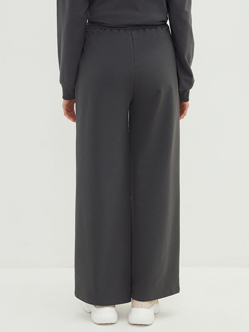 Elastic Waist Straight Pocket Detailed Wide Leg Women's Sweatpants-2