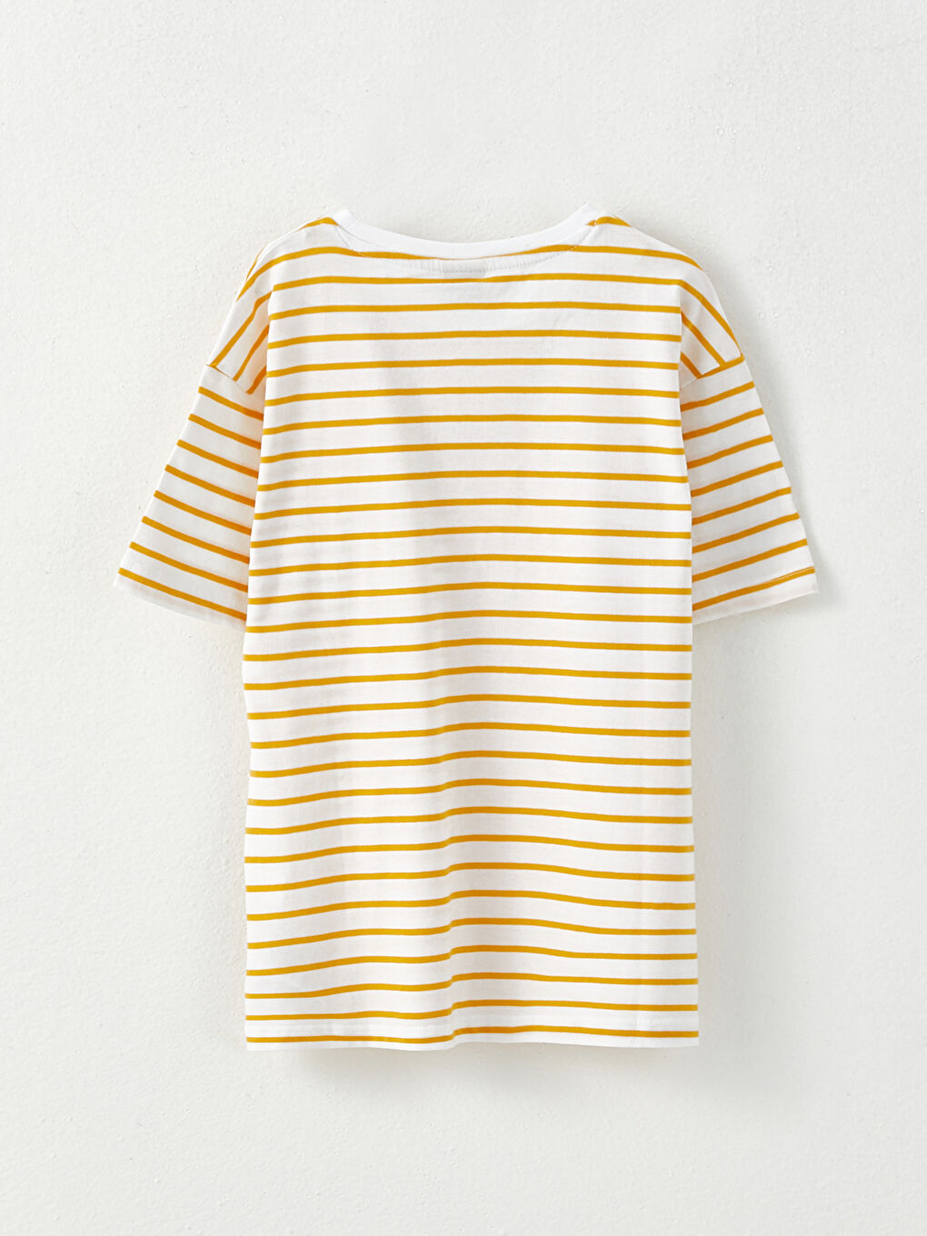 تیشێرت یه‌خه‌ خڕ خەتخەت قۆڵ كورت پەنجەوەنی کوڕان-2