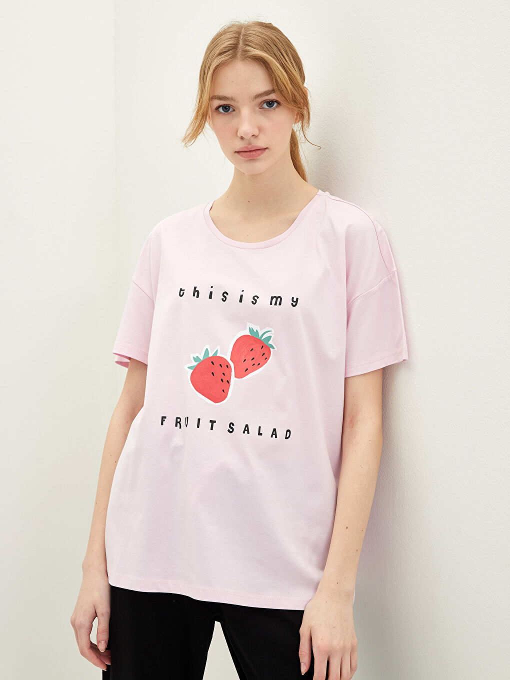 Siyah Bisiklet Yaka Baskılı Kısa Kollu Pamuklu Kadın Pijama Takımı-1