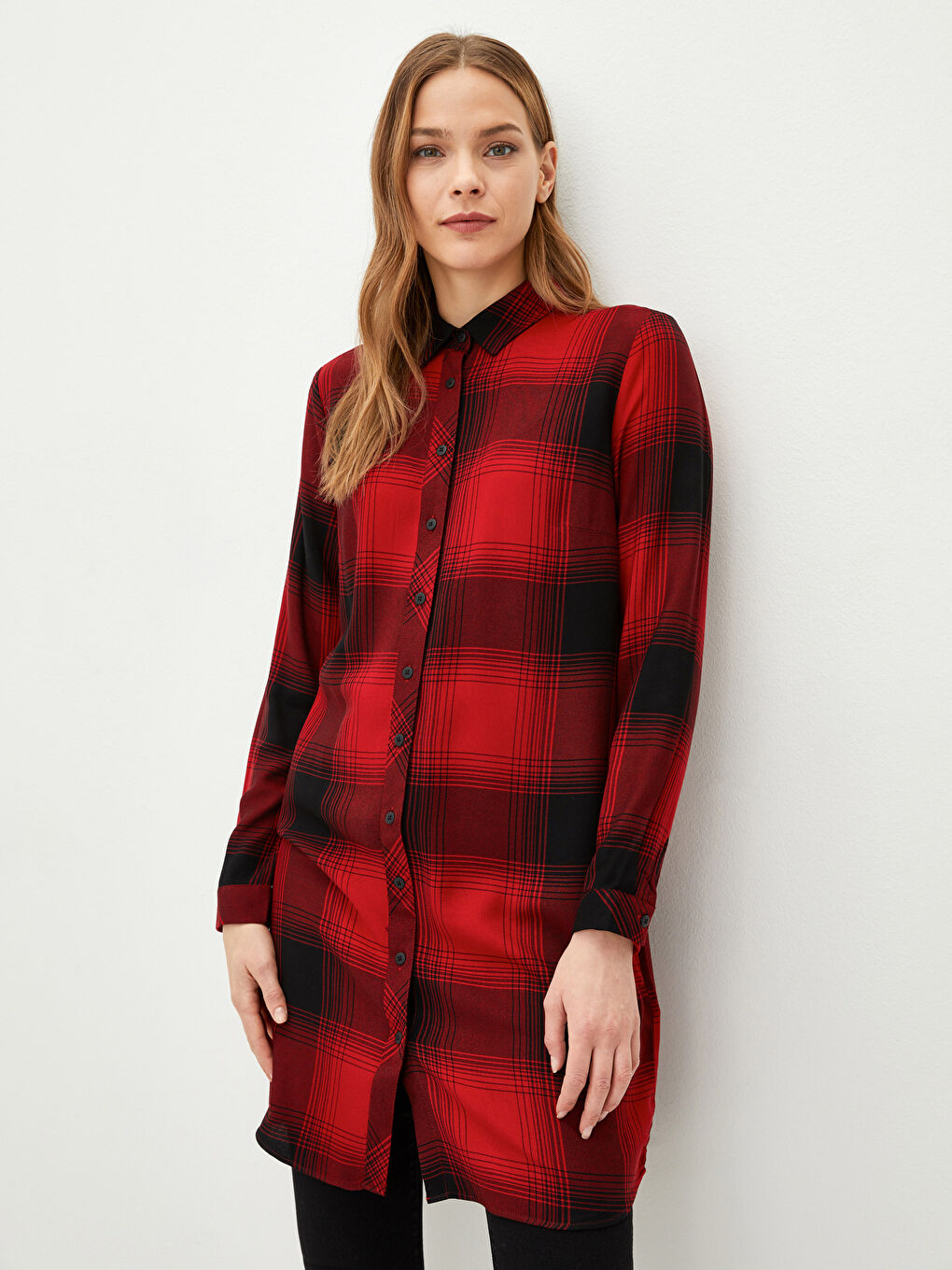 Kırmızı Ekoseli Uzun Kollu Viskon Kadın Gömlek Tunik
