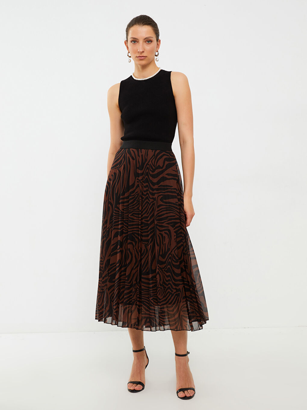 Kahverengi Beli Lastikli Desenli Şifon Kadın Pileli Etek