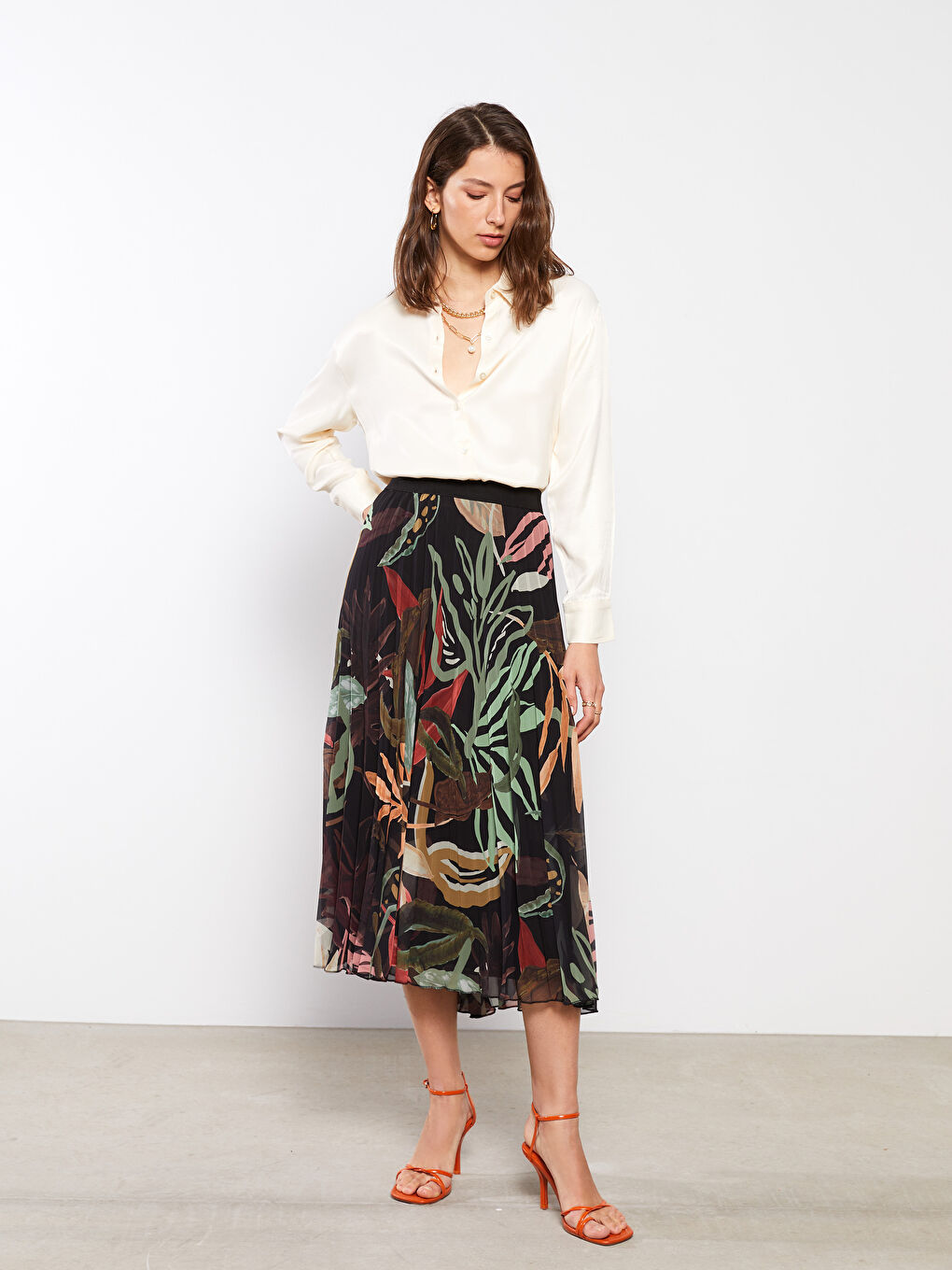 Elasticated Waist Patterned Chiffon Women's Pleated Skirt-2