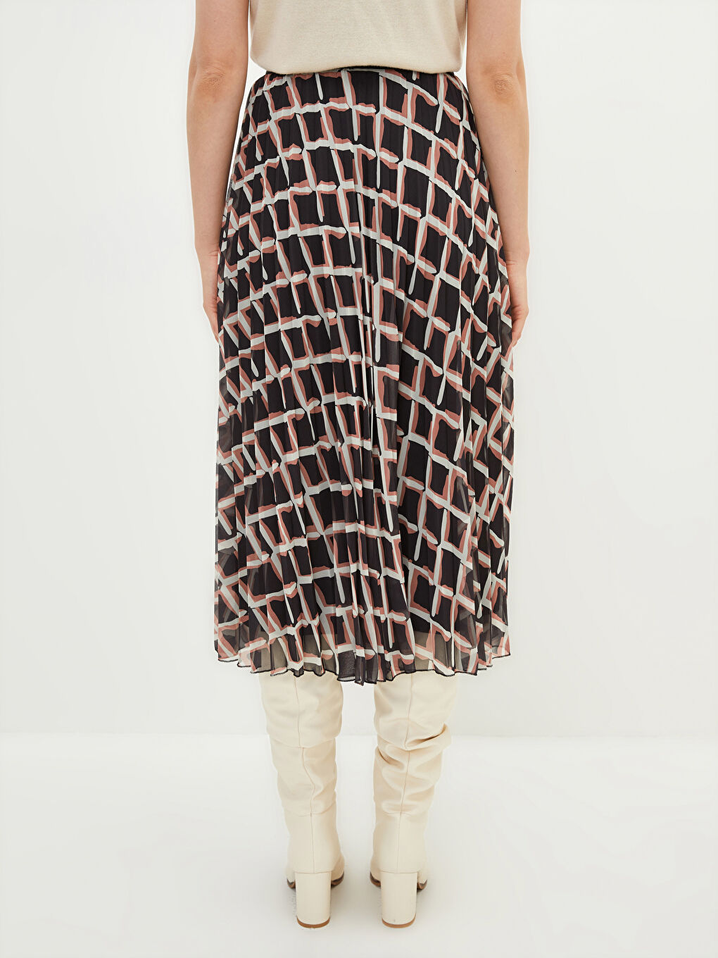 Siyah Baskılı Etek-4