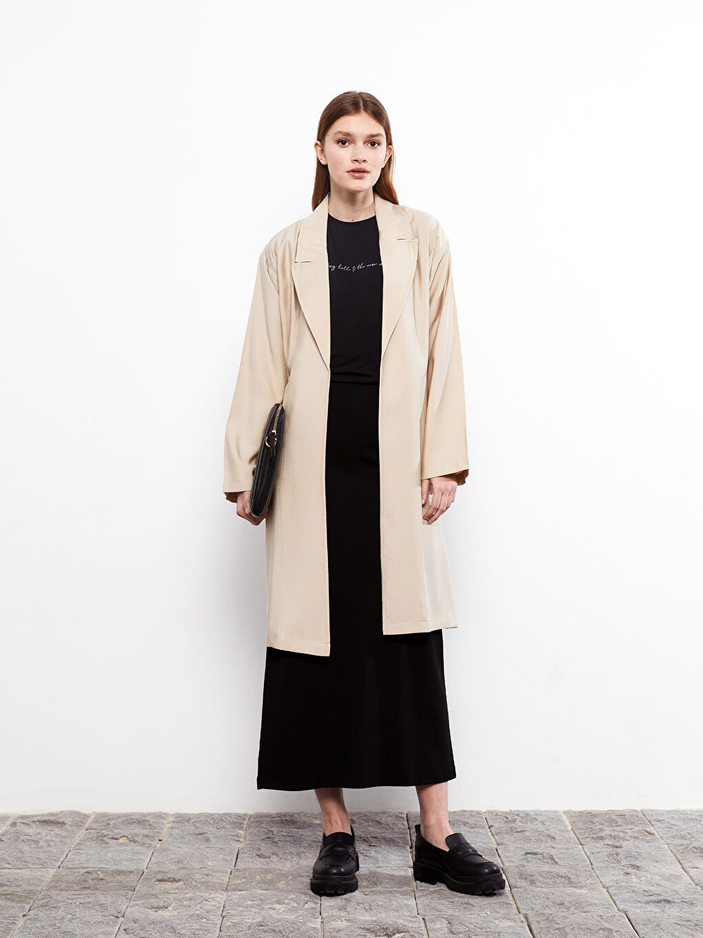Bej Ceket Yaka Düz Uzun Kollu Kadın Trençkot