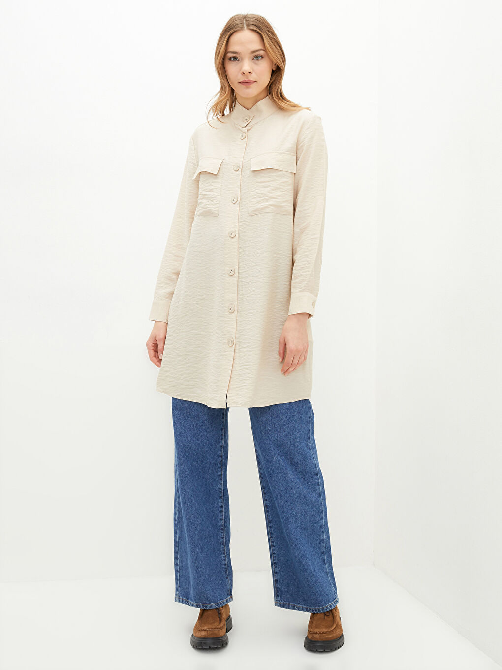 Bej Dik Yaka Düz Uzun Kollu Kadın Tunik-1