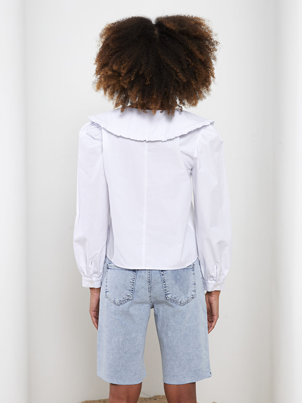 بلوزة ياقة بيبي كم طويل بوبلين للسيدات-3