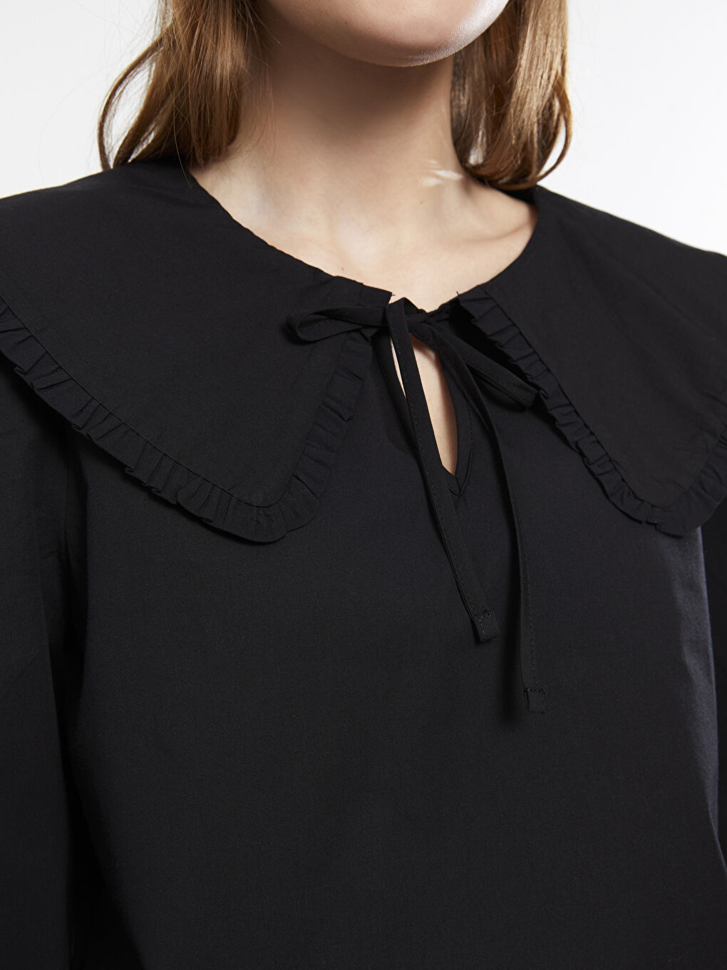 Siyah Bebe Yaka Düz Kısa Kollu Poplin Kadın Bluz-4