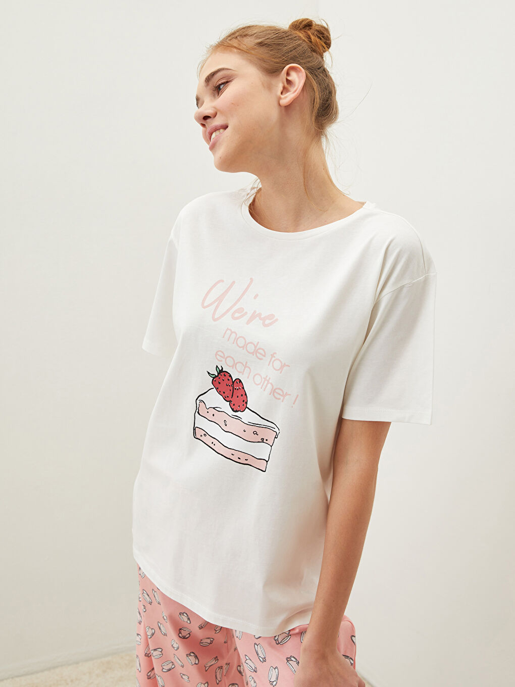 LCW DREAM Pembe Bisiklet Yaka Baskılı Kısa Kollu Pamuklu Kadın Pijama Takımı