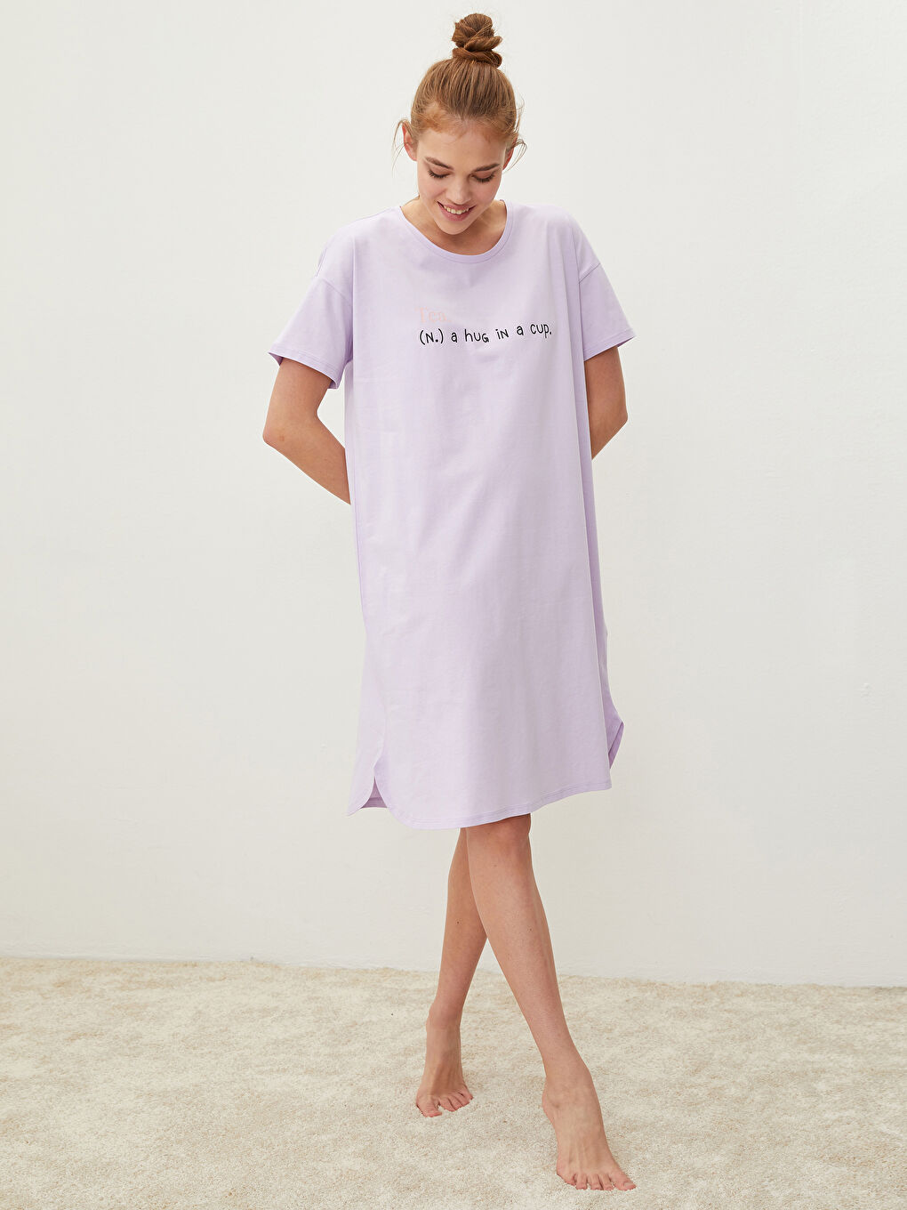 Lila Bisiklet Yaka Baskılı Kısa Kollu Pamuklu Kadın Gecelik
