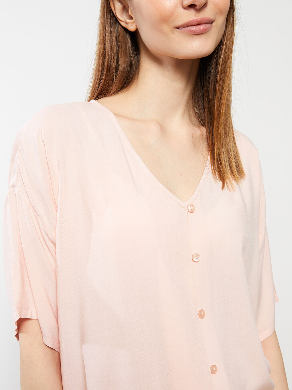 LCW DREAM Ensemble de Pyjama pour Femmes en Viscose à Manches Courtes et Imprimé à Col en V -S2ED63Z8-LSZ