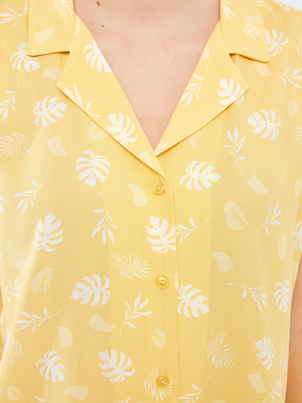 Sarı Gömlek Yaka Desenli Kısa Kollu Viskon Kadın Pijama Takımı-3