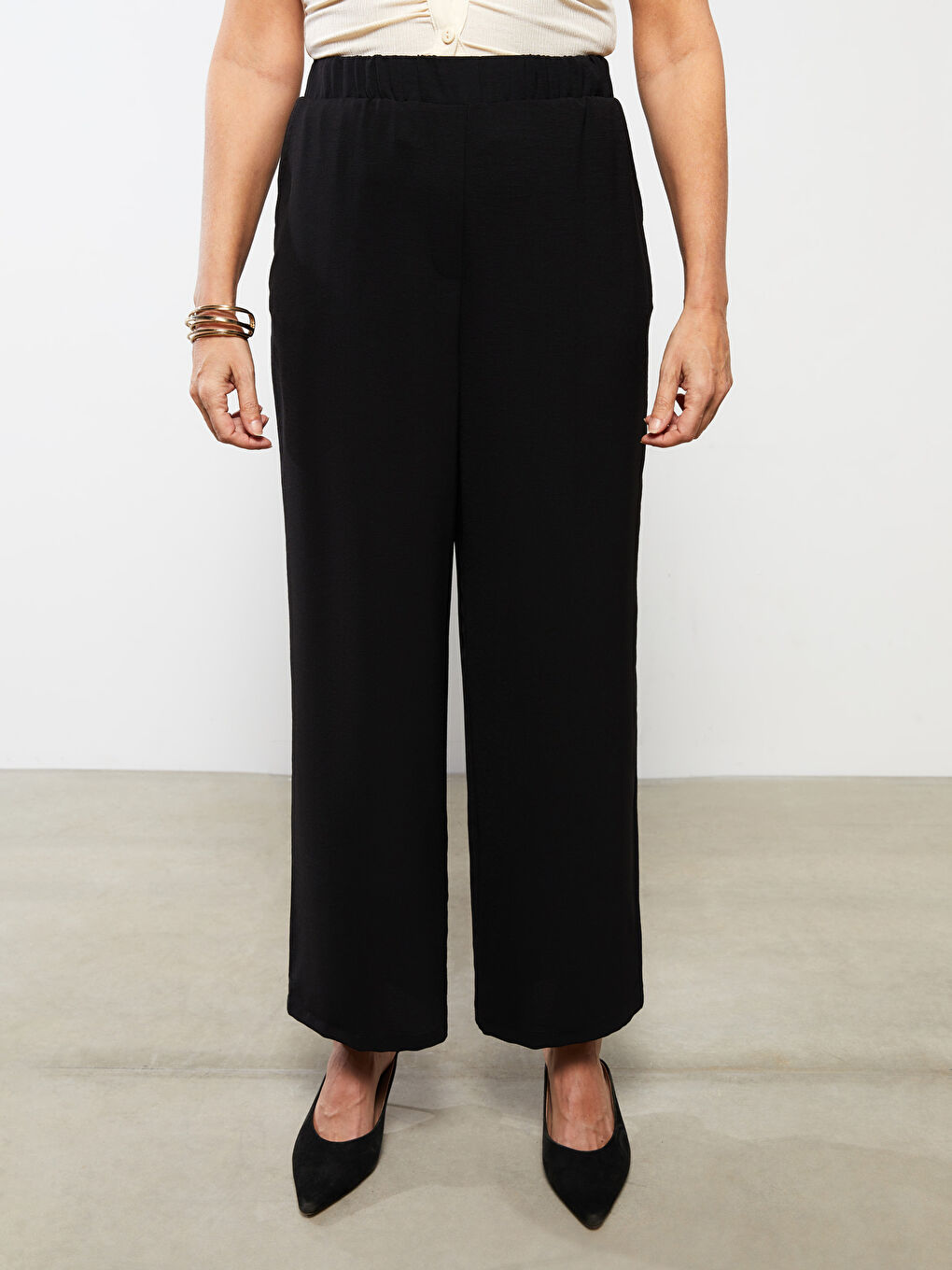 Elastic Waist Comfortable Fit Pocket Detailed Women's Trousers-4